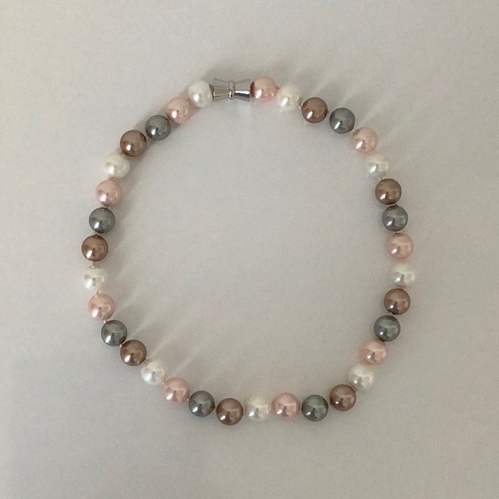 Multi color genuine Pearl necklace